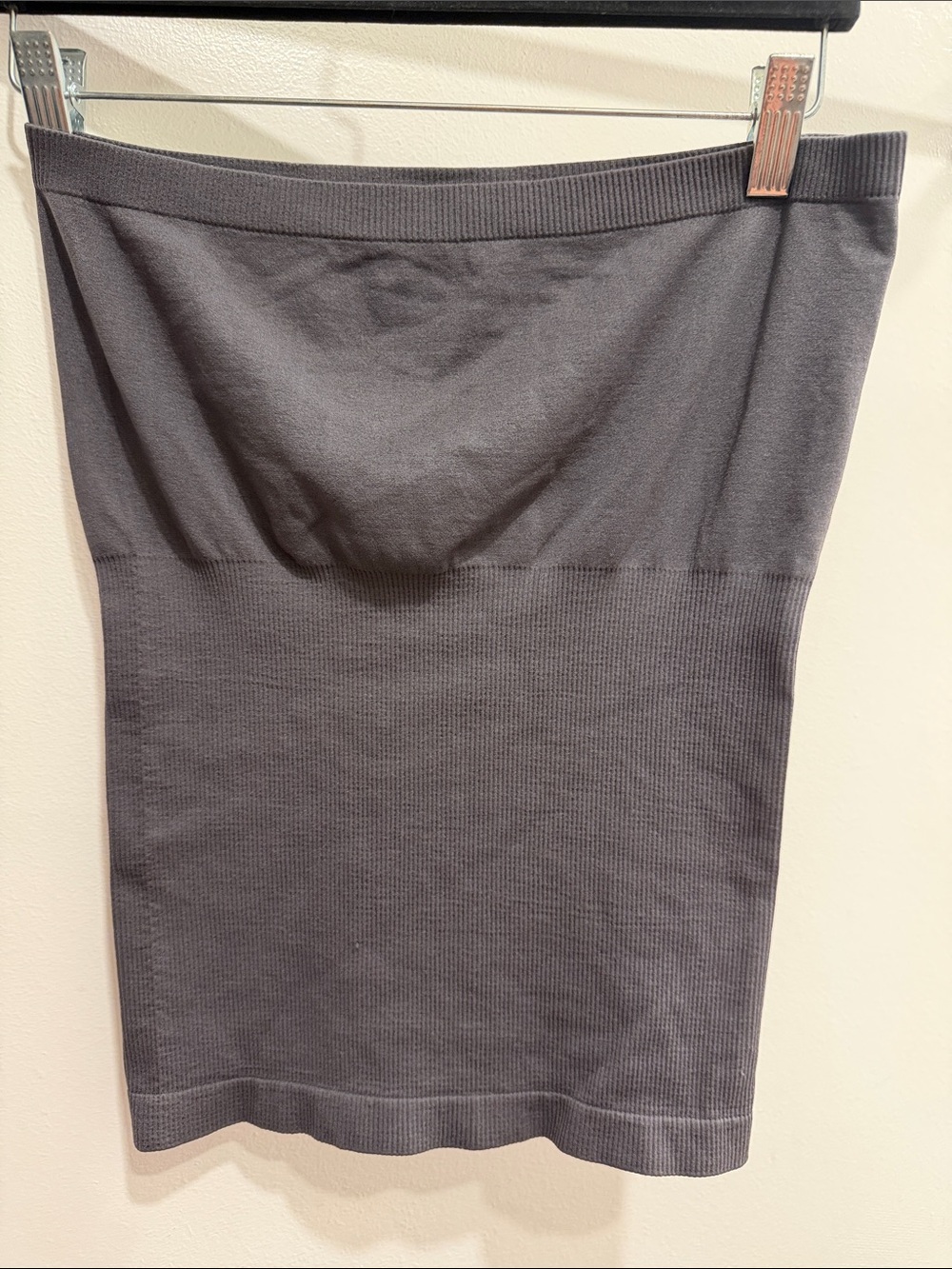 Active USA Charcoal Gray Seamless Strapless Bandeau